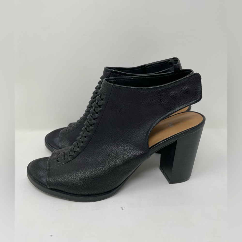 Gap Women Black Heels Open Toe Boots Size 9